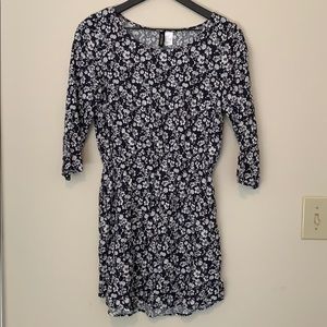 H & M - Women’s Dress - Size 4